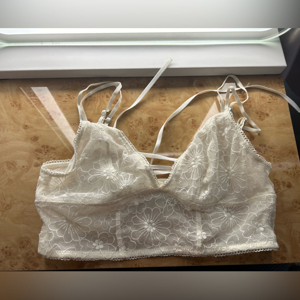 Aerie lace top